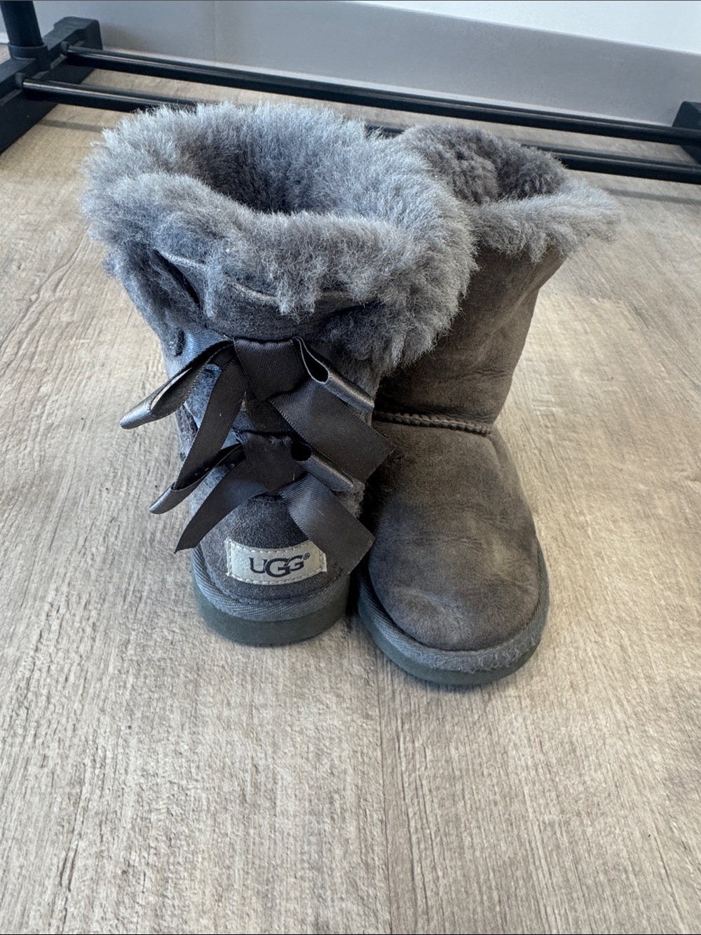 UGG Kids Gray Suede Shearling Boots - Picture 2 of 3